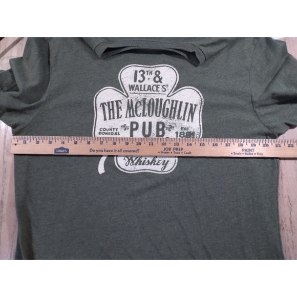 Old Navy McLoughlin Pub green short sleeve t-shirt - Picture 2 of 5